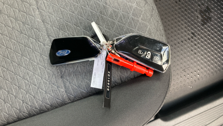 Ford Transit Connect 240 L2 Diesel 2.0 EcoBlue 122ps Limited Van Auto